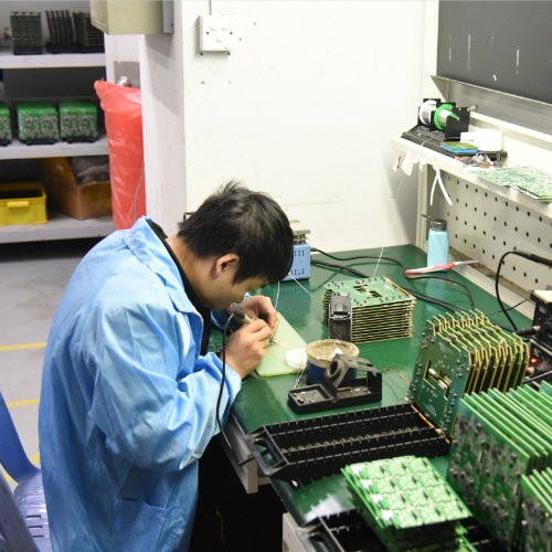 PCBA加工焊接